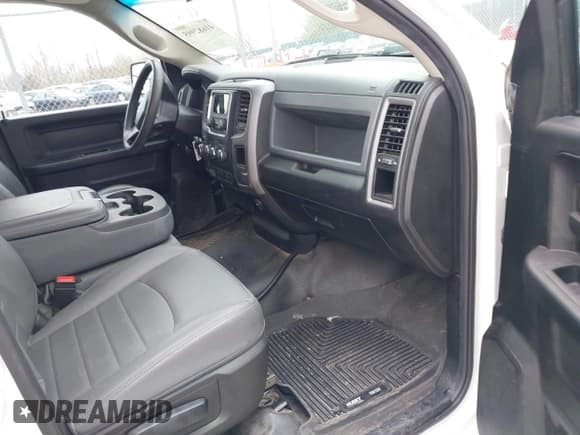 ✅ 2020 Ram 1500 Tradesman • VIN: 1C6RR7FG0LS109407 • Лот: 41682995. Опубликован ранее на IAAI с пробегом 97 800 миль. Бесплатный доступ к архиву аукционных продаж из США и подробный отчёт об истории автомобиля на DreamBid. Изображение 5.