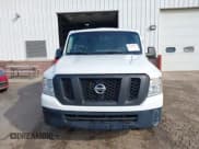 ✅ 2013 Nissan NV S • VIN: 1N6BF0KM9DN101101 • Lot: 41384511. Wystawiony na IAAI z przebiegiem 232 485 mil. Bezpłatny archiwum sprzedaży aukcyjnych z USA i szczegółowy raport historii pojazdu na DreamBid. Zdjęcie 11.