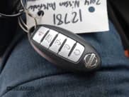 ✅ 2014 Nissan Pathfinder SL • VIN: 5N1AR2MN0EC608226 • Lot: 43848997. Listed on IAAI with 171,122 mi. Free auction sales archive from the USA and detailed vehicle history report at DreamBid. Image 11.