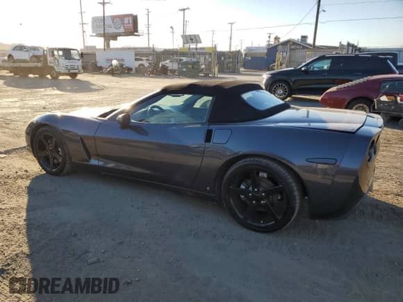 2009 Chevrolet Corvette с VIN 1G1YY36W795107256, выставлен на аукционе Copart как лот 50815345 с пробегом 112 147 миль миль и Списание • Salvage title. История ставок и продаж доступна на DreamBid. Изображение 2.