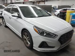 ✅ 2018 Hyundai Sonata Sport Plus • VIN: 5NPE34AF7JH607055 • Lot: 43617516. Listed on IAAI with 111,585 mi. Free auction sales archive from the USA and detailed vehicle history report at DreamBid. Image 1.