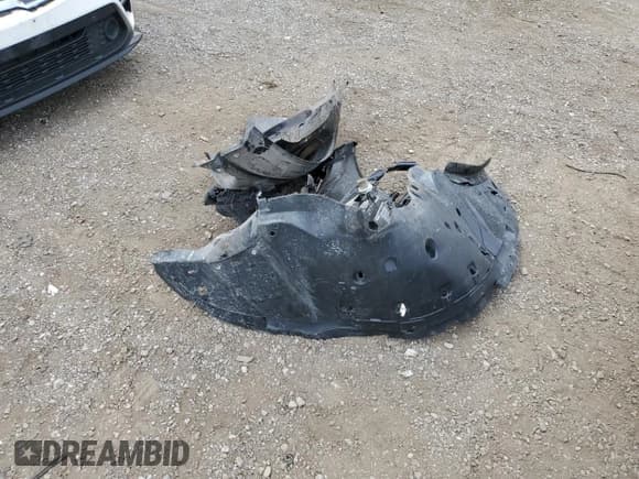 ✅ 2017 Dodge Charger SXT • VIN: 2C3CDXHG2HH595103 • Lot: 85279655. Wystawiony na Copart z przebiegiem 148 433 mil. Bezpłatny archiwum sprzedaży aukcyjnych z USA i szczegółowy raport historii pojazdu na DreamBid. Zdjęcie 12.