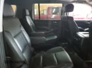 ✅ 2020 Chevrolet Suburban Premier • VIN: 1GNSKJKC5LR132324 • Lot: 81385635. Wystawiony na Copart z przebiegiem 131 179 mil. Bezpłatny archiwum sprzedaży aukcyjnych z USA i szczegółowy raport historii pojazdu na DreamBid. Zdjęcie 11.