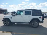 ✅ 2023 Jeep Wrangler High Altitude • VIN: 1C4HJXENXPW676654 • Lot: 42275589. Wystawiony na IAAI z przebiegiem 17 583 mil. Bezpłatny archiwum sprzedaży aukcyjnych z USA i szczegółowy raport historii pojazdu na DreamBid. Zdjęcie 14.