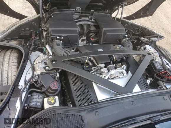 ✅ 2020 Aston Martin DB11 • VIN: SCFRMFCW6LGM09132 • Лот: 85471884. Опубликован ранее на Copart с пробегом Не указан. Бесплатный доступ к архиву аукционных продаж из США и подробный отчёт об истории автомобиля на DreamBid. Изображение 11.