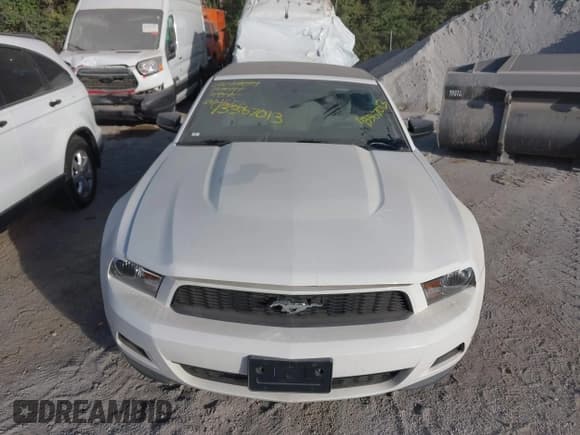✅ 2012 Ford Mustang Premium • VIN: 1ZVBP8EM5C5201556 • Lot: 43367013. Listed on IAAI with 79,539 mi. Free auction sales archive from the USA and detailed vehicle history report at DreamBid. Image 12.