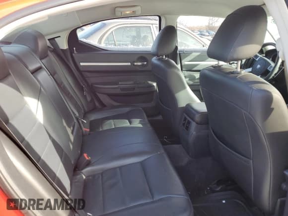 ✅ 2010 Dodge Charger R/T • VIN: 2B3CA8CT8AH271580 • Lot: 88615595. Wystawiony na Copart z przebiegiem 78 147 mil. Bezpłatny archiwum sprzedaży aukcyjnych z USA i szczegółowy raport historii pojazdu na DreamBid. Zdjęcie 10.