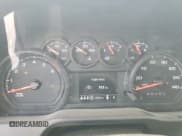 ✅ 2025 Chevrolet Silverado 2500HD • VIN: 1GC5KLE73SF255832 • Lot: 59120305. Wystawiony na Copart z przebiegiem 2 318 mil. Bezpłatny archiwum sprzedaży aukcyjnych z USA i szczegółowy raport historii pojazdu na DreamBid. Zdjęcie 9.