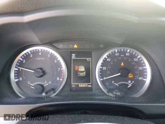 ✅ 2019 Toyota Highlander LE Plus • VIN: 5TDZZRFH6KS359285 • Lot: 81513645. Wystawiony na Copart z przebiegiem 58 007 mil. Bezpłatny archiwum sprzedaży aukcyjnych z USA i szczegółowy raport historii pojazdu na DreamBid. Zdjęcie 9.