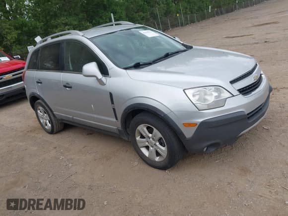 ✅ 2013 Chevrolet Captiva Sport LS • VIN: 3GNAL2EK3DS619554 • Lot: 42259633. Wystawiony na IAAI z przebiegiem 122 751 mil. Bezpłatny archiwum sprzedaży aukcyjnych z USA i szczegółowy raport historii pojazdu na DreamBid. Zdjęcie 1.