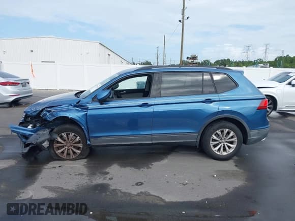 ✅ 2019 Volkswagen Tiguan S • VIN: 3VV1B7AX0KM101611 • Лот: 43372465. Опубликован ранее на IAAI с пробегом 63 802 миль. Бесплатный доступ к архиву аукционных продаж из США и подробный отчёт об истории автомобиля на DreamBid. Изображение 14.