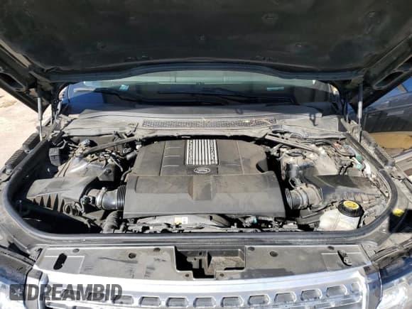 ✅ 2014 Land Rover Range Rover HSE • VIN: SALGS2WF0EA176007 • Lot: 82534475. Listed on Copart with 139,917 mi. Free auction sales archive from the USA and detailed vehicle history report at DreamBid. Image 11.