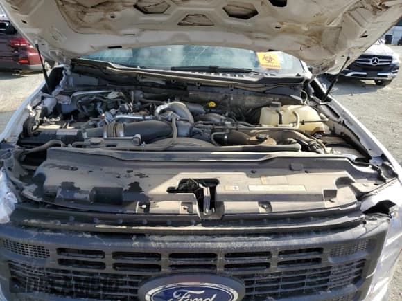 ✅ 2025 Ford F-250 • VIN: 1FT8X2AT1SEC03343 • Лот: 84432625. Опубликован ранее на Copart с пробегом 8 792 миль. Бесплатный доступ к архиву аукционных продаж из США и подробный отчёт об истории автомобиля на DreamBid. Изображение 11.