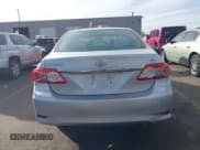 ✅ 2011 Toyota Corolla L • VIN: 2T1BU4EE8BC554811 • Lot: 43569751. Wystawiony na IAAI z przebiegiem 160 232 mil. Bezpłatny archiwum sprzedaży aukcyjnych z USA i szczegółowy raport historii pojazdu na DreamBid. Zdjęcie 16.