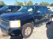 ✅ 2010 Chevrolet Silverado 1500 LT • VIN: 3GCRCSE07AG238833 • Лот: 43588856. Опубликован ранее на IAAI с пробегом 272 546 миль. Бесплатный доступ к архиву аукционных продаж из США и подробный отчёт об истории автомобиля на DreamBid. Изображение 2.