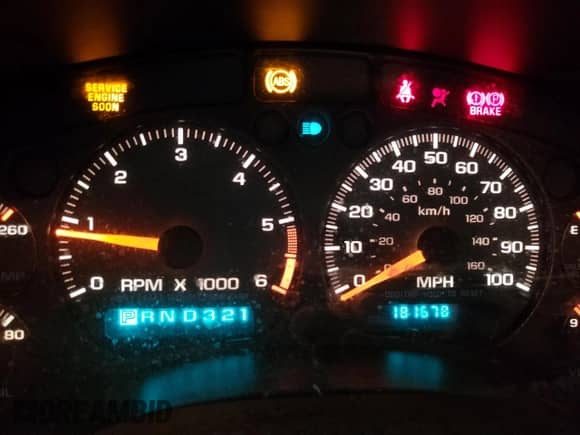 1998 Chevrolet Blazer LT z VIN 1GNDT13W5W2275852, wystawiony jako Copart lot #77938284 z przebiegiem 181 678 mil mil oraz Czysty tytuł • Clean title. Historia ofert i sprzedaży dostępna na DreamBid. Obrazek 9.