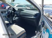 ✅ 2020 Honda CR-V LX • VIN: 5J6RW1H27LA008770 • Lot: 42872314. Listed on IAAI with 14,218 mi. Free auction sales archive from the USA and detailed vehicle history report at DreamBid. Image 5.