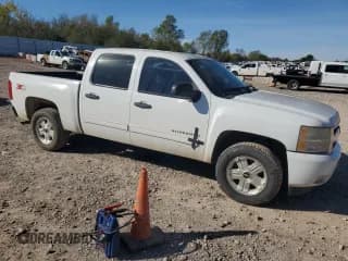 ✅ 2011 Chevrolet Silverado 1500 LT • VIN: 3GCPKSE38BG288856 • Lot: 89703445. Wystawiony na Copart z przebiegiem 217 876 mil. Bezpłatny archiwum sprzedaży aukcyjnych z USA i szczegółowy raport historii pojazdu na DreamBid. Zdjęcie 4.