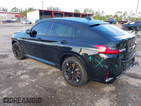✅ 2025 BMW X4 xDrive30i • VIN: 5UX33DT06S9X74886 • Lot: 42731054. Listed on IAAI with 7,278 mi. Free auction sales archive from the USA and detailed vehicle history report at DreamBid. Image 3.