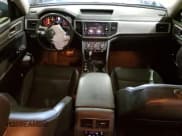 ✅ 2019 Volkswagen Atlas SE • VIN: 1V2DP2CA5KC602700 • Lot: 82044483. Wystawiony na Copart z przebiegiem 62 795 mil. Bezpłatny archiwum sprzedaży aukcyjnych z USA i szczegółowy raport historii pojazdu na DreamBid. Zdjęcie 8.