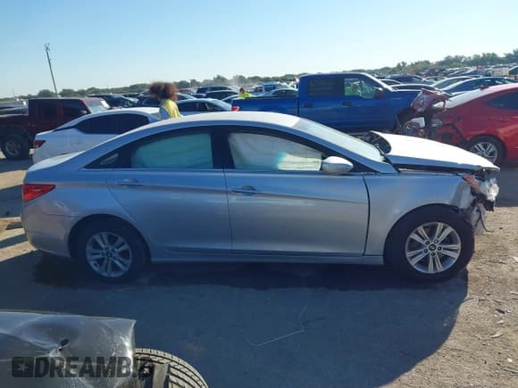 ✅ 2011 Hyundai Sonata GLS • VIN: 5NPEB4ACXBH244793 • Лот: 43415571. Опубликован ранее на IAAI с пробегом 161 734 миль. Бесплатный доступ к архиву аукционных продаж из США и подробный отчёт об истории автомобиля на DreamBid. Изображение 13.