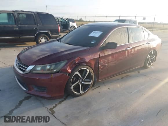 ✅ 2014 Honda Accord LX • VIN: 1HGCR2F36EA169409 • Лот: 43559553. Опубликован ранее на IAAI с пробегом 118 046 миль. Бесплатный доступ к архиву аукционных продаж из США и подробный отчёт об истории автомобиля на DreamBid. Изображение 17.