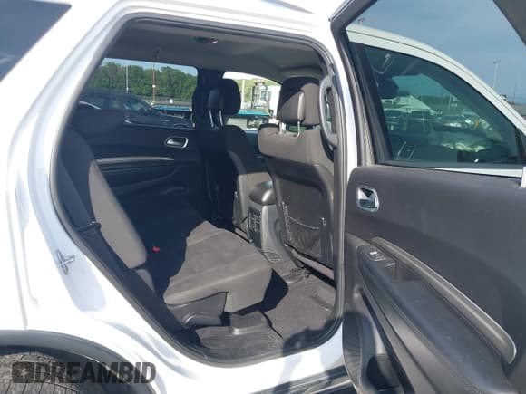 ✅ 2019 Dodge Durango SXT Plus • VIN: 1C4RDJAG0KC821839 • Lot: 43180373. Wystawiony na IAAI z przebiegiem 121 662 mil. Bezpłatny archiwum sprzedaży aukcyjnych z USA i szczegółowy raport historii pojazdu na DreamBid. Zdjęcie 8.