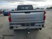 ✅ 2025 Chevrolet Silverado 2500HD LT • VIN: 2GC1KNEY0S1210275 • Lot: 84286885. Wystawiony na Copart z przebiegiem 9 525 mil. Bezpłatny archiwum sprzedaży aukcyjnych z USA i szczegółowy raport historii pojazdu na DreamBid. Zdjęcie 6.