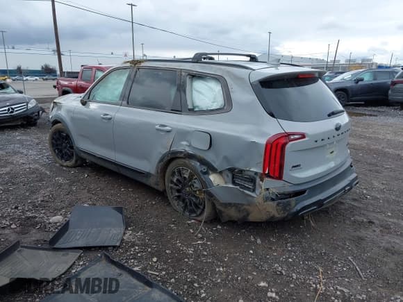 ✅ 2021 Kia Telluride EX • VIN: 5XYP3DHCXMG181801 • Lot: 43525529. Wystawiony na IAAI z przebiegiem 72 135 mil. Bezpłatny archiwum sprzedaży aukcyjnych z USA i szczegółowy raport historii pojazdu na DreamBid. Zdjęcie 3.