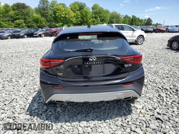 ✅ 2018 Infiniti QX30 Luxury • VIN: SJKCH5CR5JA056439 • Lot: 56048085. Listed on Copart with 121,060 mi. Free auction sales archive from the USA and detailed vehicle history report at DreamBid. Image 6.