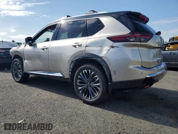 ✅ 2025 Nissan Rogue Platinum • VIN: JN8BT3DD6SW472349 • Lot: 68799345. Listed on Copart with 2,563 mi. Free auction sales archive from the USA and detailed vehicle history report at DreamBid. Image 2.