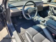 ✅ 2022 Tesla Model 3 Long Range • VIN: 5YJ3E1EB9NF243569 • Lot: 70670055. Wystawiony na Copart z przebiegiem Nie podano. Bezpłatny archiwum sprzedaży aukcyjnych z USA i szczegółowy raport historii pojazdu na DreamBid. Zdjęcie 8.