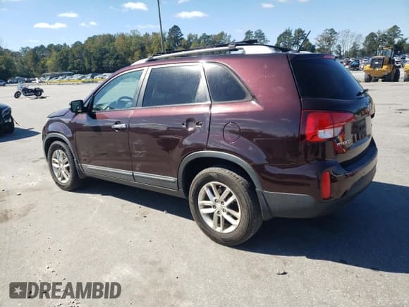 ✅ 2014 Kia Sorento LX • VIN: 5XYKT4A69EG502064 • Lot: 82532385. Listed on Copart with Not provided. Free auction sales archive from the USA and detailed vehicle history report at DreamBid. Image 2.