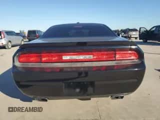 2014 Dodge Challenger R/T 100th Anniversary Appearance z VIN 2C3CDYBT4EH176600, wystawiony jako Copart lot #73019654 z przebiegiem 85 114 mil mil oraz Szkoda całkowita • Salvage title. Historia ofert i sprzedaży dostępna na DreamBid. Obrazek 6.