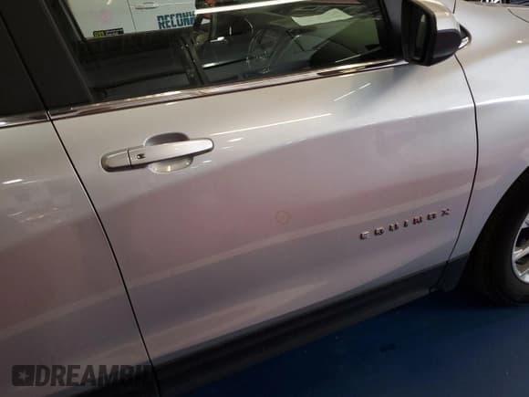 ✅ 2022 Chevrolet Equinox LT • VIN: 2GNAXJEV7N6120877 • Лот: 42399180. Опубликован ранее на IAAI с пробегом 24 038 миль. Бесплатный доступ к архиву аукционных продаж из США и подробный отчёт об истории автомобиля на DreamBid. Изображение 1.