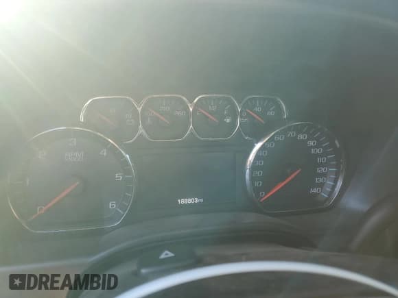 ✅ 2015 Chevrolet Silverado 1500 LT • VIN: 1GCVKREC0FZ349641 • Лот: 68911344. Опубликован ранее на Copart с пробегом 188 803 миль. Бесплатный доступ к архиву аукционных продаж из США и подробный отчёт об истории автомобиля на DreamBid. Изображение 9.