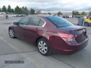 ✅ 2008 Honda Accord EX-L • VIN: 1HGCP26878A046739 • Lot: 43610247. Wystawiony na IAAI z przebiegiem 178 666 mil. Bezpłatny archiwum sprzedaży aukcyjnych z USA i szczegółowy raport historii pojazdu na DreamBid. Zdjęcie 3.