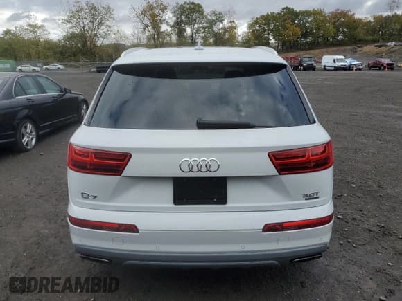 ✅ 2017 Audi Q7 Premium Plus • VIN: WA1LAAF73HD035134 • Lot: 87346025. Wystawiony na Copart z przebiegiem 77 196 mil. Bezpłatny archiwum sprzedaży aukcyjnych z USA i szczegółowy raport historii pojazdu na DreamBid. Zdjęcie 6.