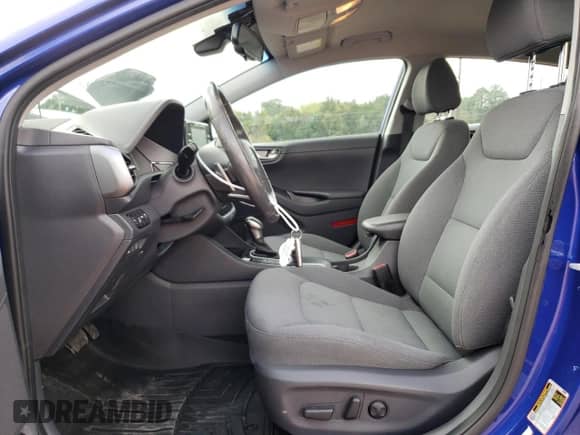 2020 Hyundai Ioniq SE с VIN KMHC75LC9LU243004, выставлен на аукционе Copart как лот 72604124 с пробегом 63 517 миль миль и Списание • Salvage title. История ставок и продаж доступна на DreamBid. Изображение 7.