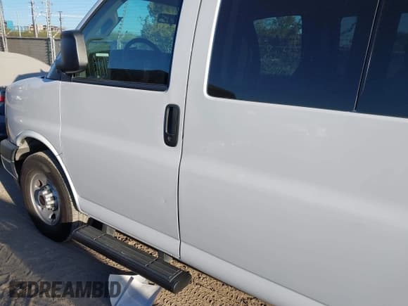 ✅ 2023 GMC Savana LS • VIN: 1GJZ7NFP5P1101102 • Lot: 43651472. Listed on IAAI with 217,975 mi. Free auction sales archive from the USA and detailed vehicle history report at DreamBid. Image 14.