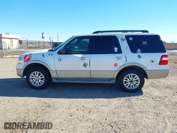 ✅ 2010 Ford Expedition Eddie Bauer • VIN: 1FMJU1H50AEB62791 • Лот: 41321495. Опубликован ранее на IAAI с пробегом Не указан. Бесплатный доступ к архиву аукционных продаж из США и подробный отчёт об истории автомобиля на DreamBid. Изображение 14.