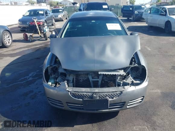 2005 Dodge Neon SXT z VIN 1B3ES56C45D135496, wystawiony jako IAAI lot #42317467 z przebiegiem Nie podano mil oraz . Historia ofert i sprzedaży dostępna na DreamBid. Obrazek 6.