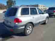 2005 Hyundai Santa Fe GLS с VIN KM8SC73D65U921240, выставлен на аукционе IAAI как лот 41237664 с пробегом 149 771 миль миль и . История ставок и продаж доступна на DreamBid. Изображение 4.