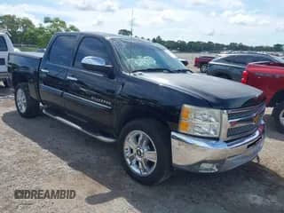 2012 Chevrolet Silverado 1500 LT z VIN 3GCPCSE09CG242974, wystawiony jako IAAI lot #43137224 z przebiegiem 141 556 mil mil oraz . Historia ofert i sprzedaży dostępna na DreamBid. Obrazek 1.