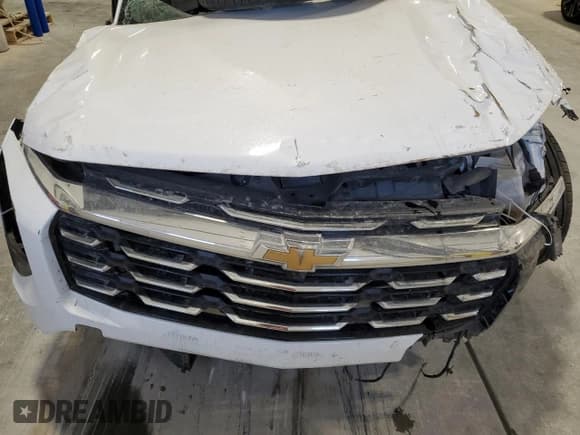 ✅ 2025 Chevrolet Equinox AWD LT • VIN: 3GNAXPEG9SL221849 • Lot: 91693475. Wystawiony na Copart z przebiegiem 13 500 mil. Bezpłatny archiwum sprzedaży aukcyjnych z USA i szczegółowy raport historii pojazdu na DreamBid. Zdjęcie 12.