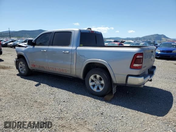 ✅ 2022 Ram 1500 Laramie • VIN: 1C6SRFJM7NN444755 • Лот: 62861375. Опубликован ранее на Copart с пробегом 33 170 миль. Бесплатный доступ к архиву аукционных продаж из США и подробный отчёт об истории автомобиля на DreamBid. Изображение 2.