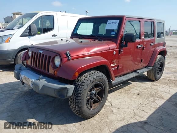 ✅ 2008 Jeep Wrangler Unlimited Sahara • VIN: 1J4GA59168L551896 • Lot: 42173185. Listed on IAAI with 192,394 mi. Free auction sales archive from the USA and detailed vehicle history report at DreamBid. Image 17.
