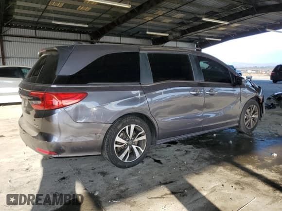 ✅ 2022 Honda Odyssey Touring • VIN: 5FNRL6H85NB043785 • Lot: 81160045. Listed on Copart with 193,024 mi. Free auction sales archive from the USA and detailed vehicle history report at DreamBid. Image 3.