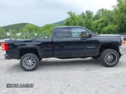✅ 2015 Chevrolet Silverado 2500HD LT • VIN: 1GC2KVEG6FZ509763 • Lot: 42538078. Wystawiony na IAAI z przebiegiem 143 756 mil. Bezpłatny archiwum sprzedaży aukcyjnych z USA i szczegółowy raport historii pojazdu na DreamBid. Zdjęcie 13.