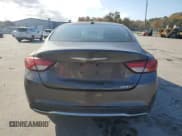 ✅ 2015 Chrysler 200 Limited • VIN: 1C3CCCAB6FN693811 • Lot: 91445565. Wystawiony na Copart z przebiegiem 172 566 mil. Bezpłatny archiwum sprzedaży aukcyjnych z USA i szczegółowy raport historii pojazdu na DreamBid. Zdjęcie 6.